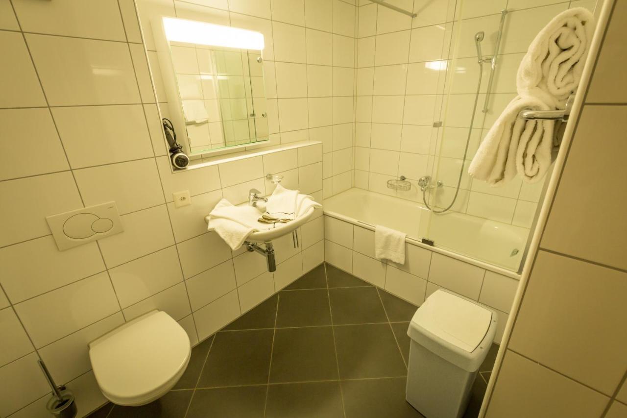 Apart Holidays - Marina Walensee Unterterzen Екстериор снимка